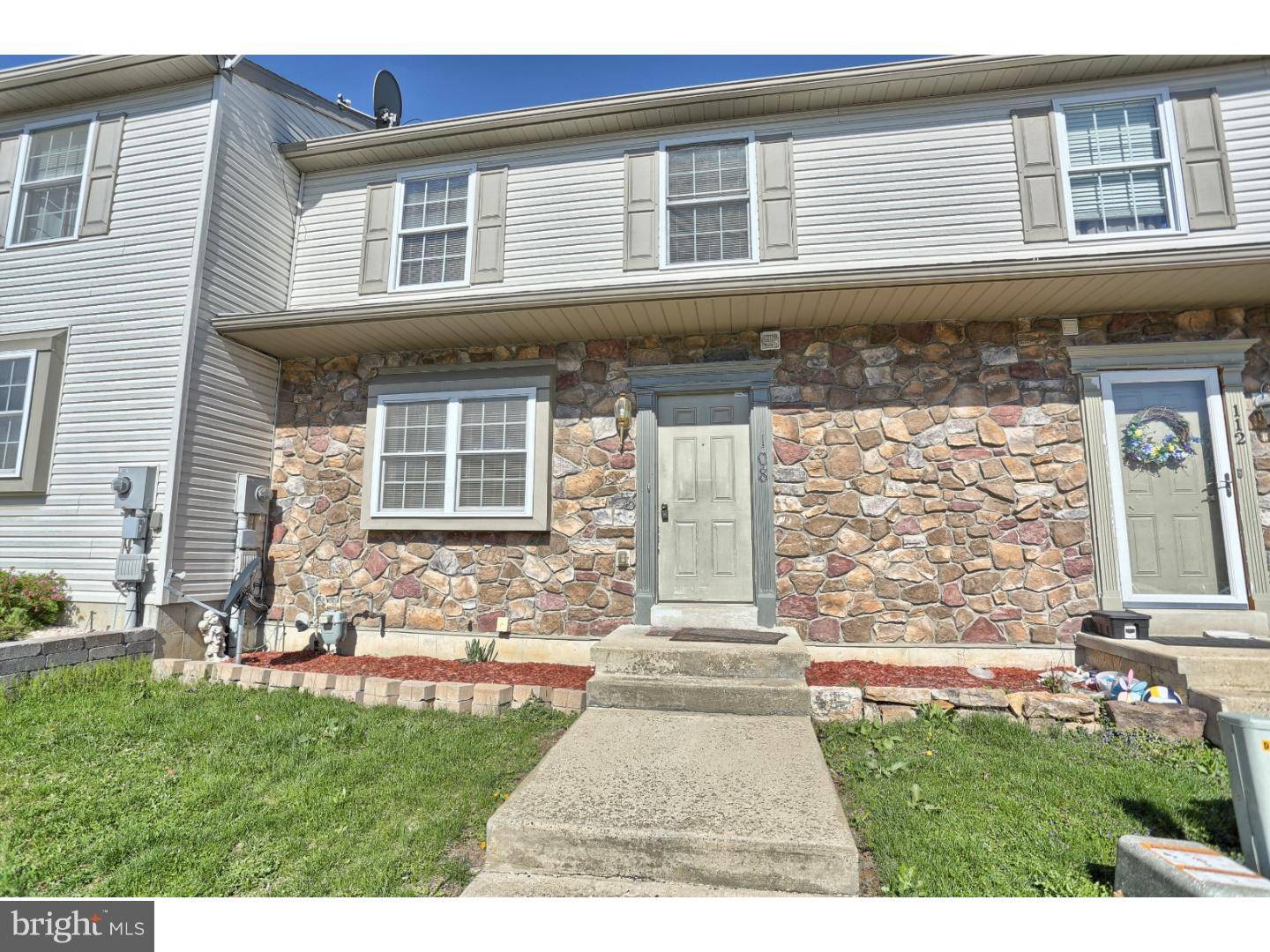 Blandon, PA 19510,108 WHITE BIRCH LN