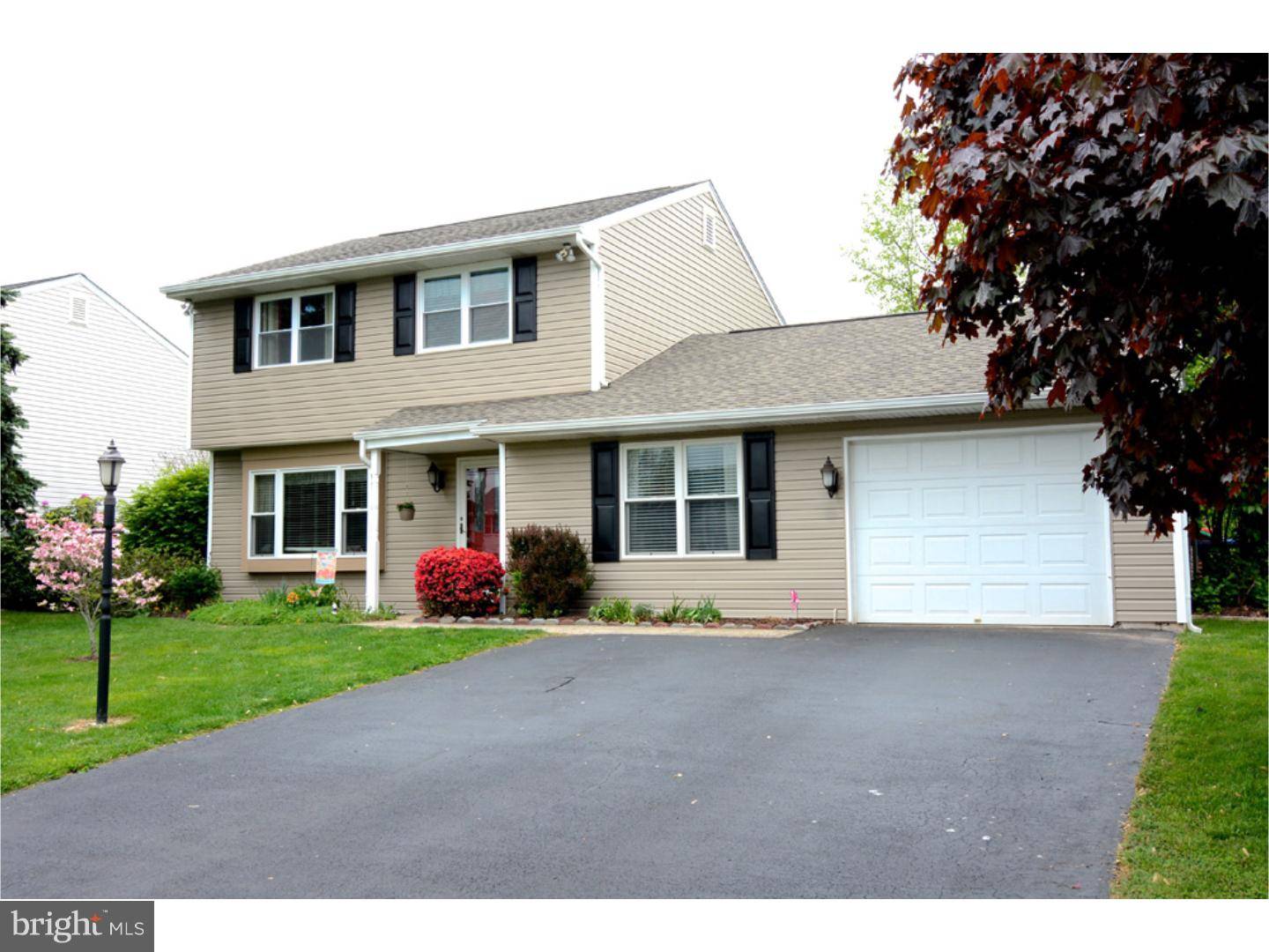 Reading, PA 19606,4989 APPLE DR