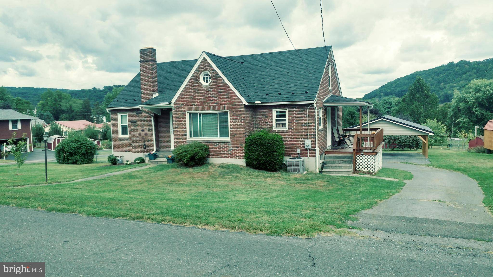 Ridgeley, WV 26753,1216 MILLER RD