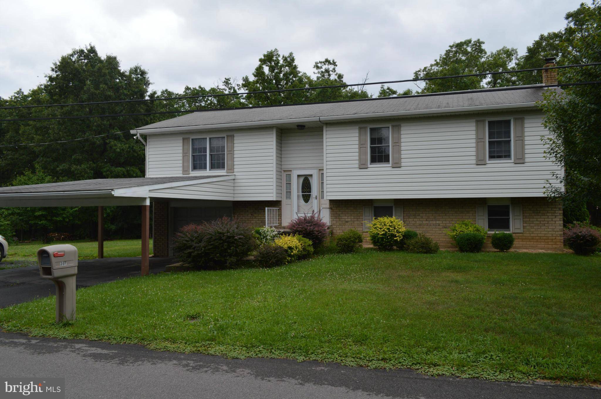 Wiley Ford, WV 26767,232 ROSEANNA ST