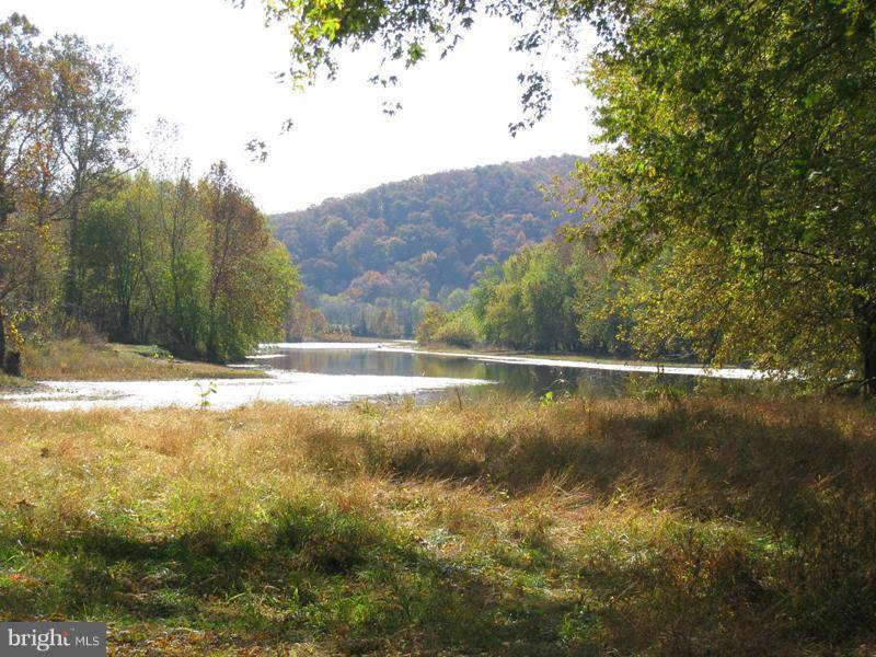 Fort Ashby, WV 26719,102 BLUFFS ON THE POTOMAC