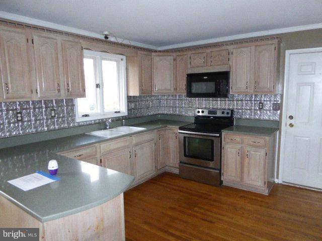 Ridgeley, WV 26753,128 NORTH LAKEWOOD DR