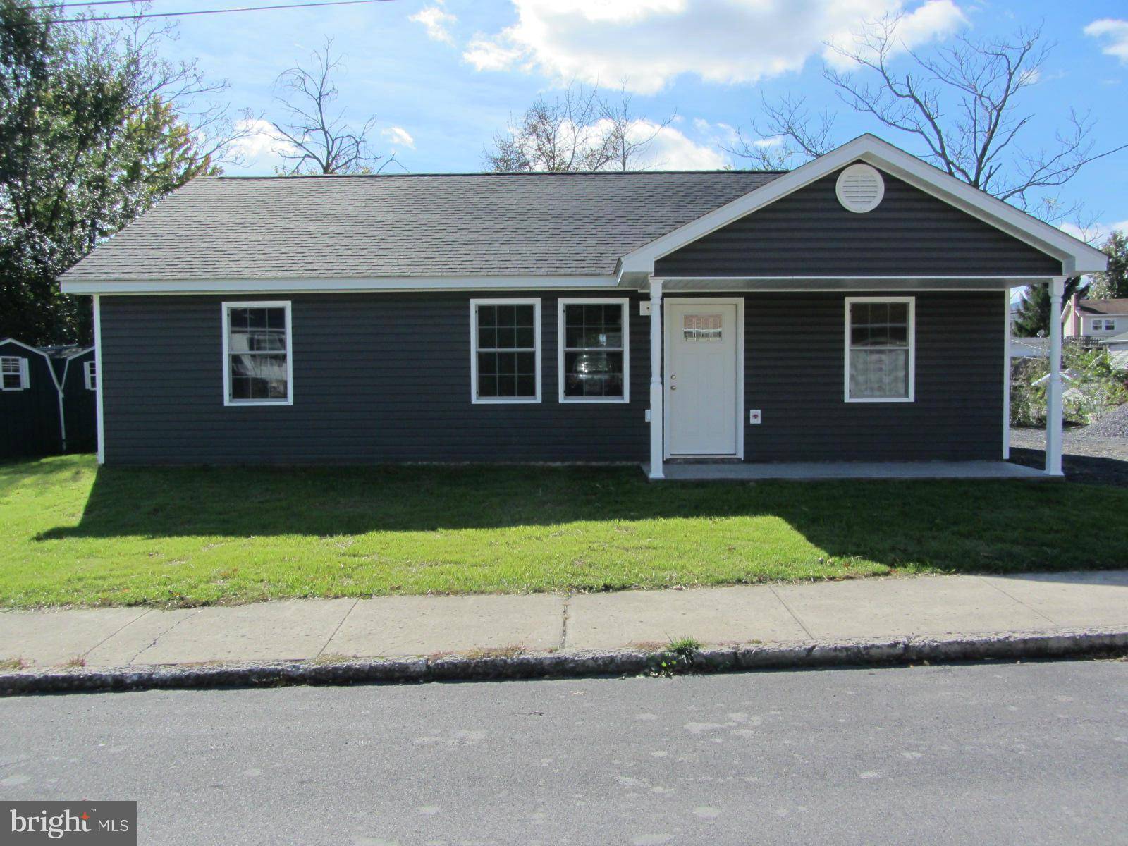 Keyser, WV 26726,359 CARSKADON LN