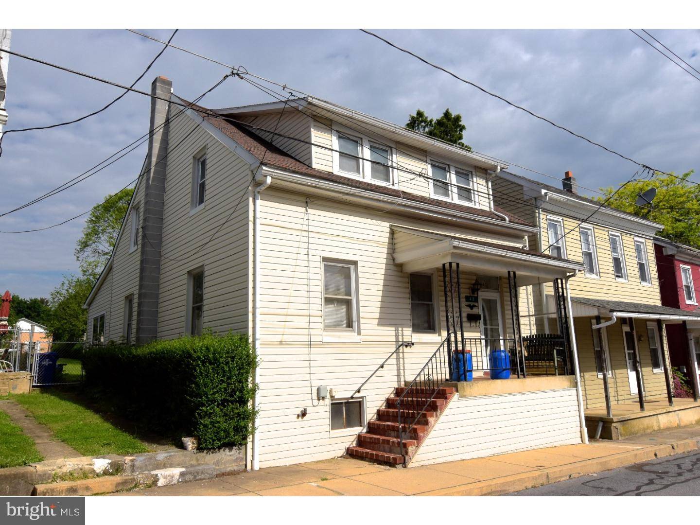 Womelsdorf, PA 19567,42 S FRONT ST