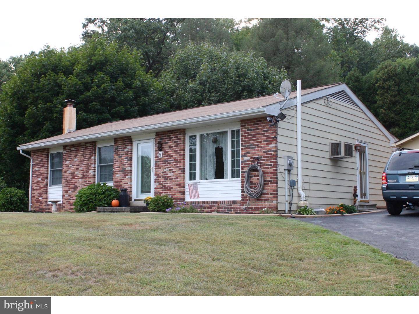 Macungie, PA 18062,5 TERRACE LN