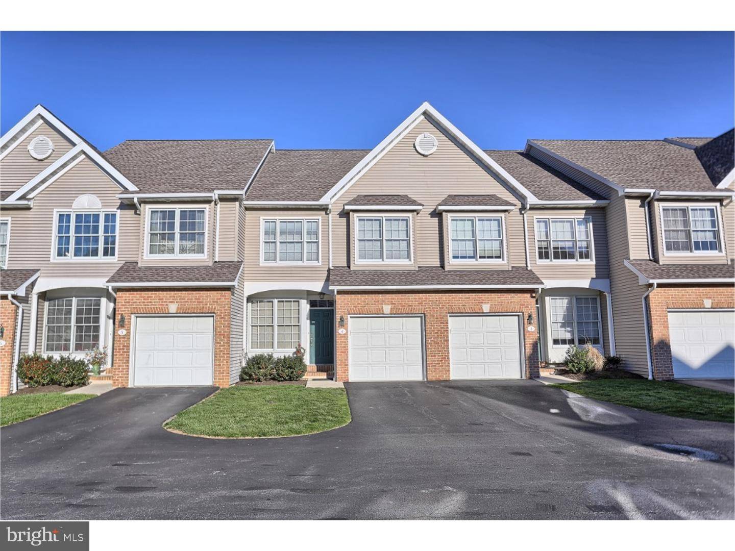 Wyomissing, PA 19610,4 WYOMISSING CT