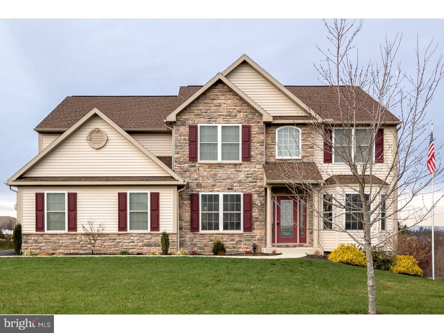 Douglassville, PA 19518,101 FARM VIEW CT