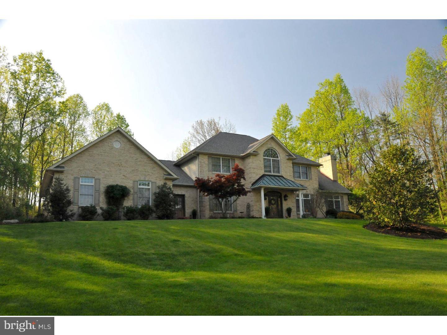 Hellertown, PA 18055,2480 WOODLAND HILLS CT