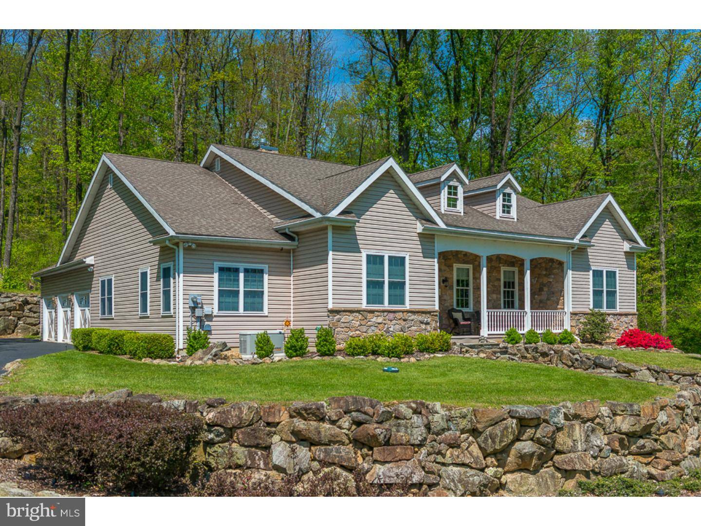 Hellertown, PA 18055,400 KICHLINE RD