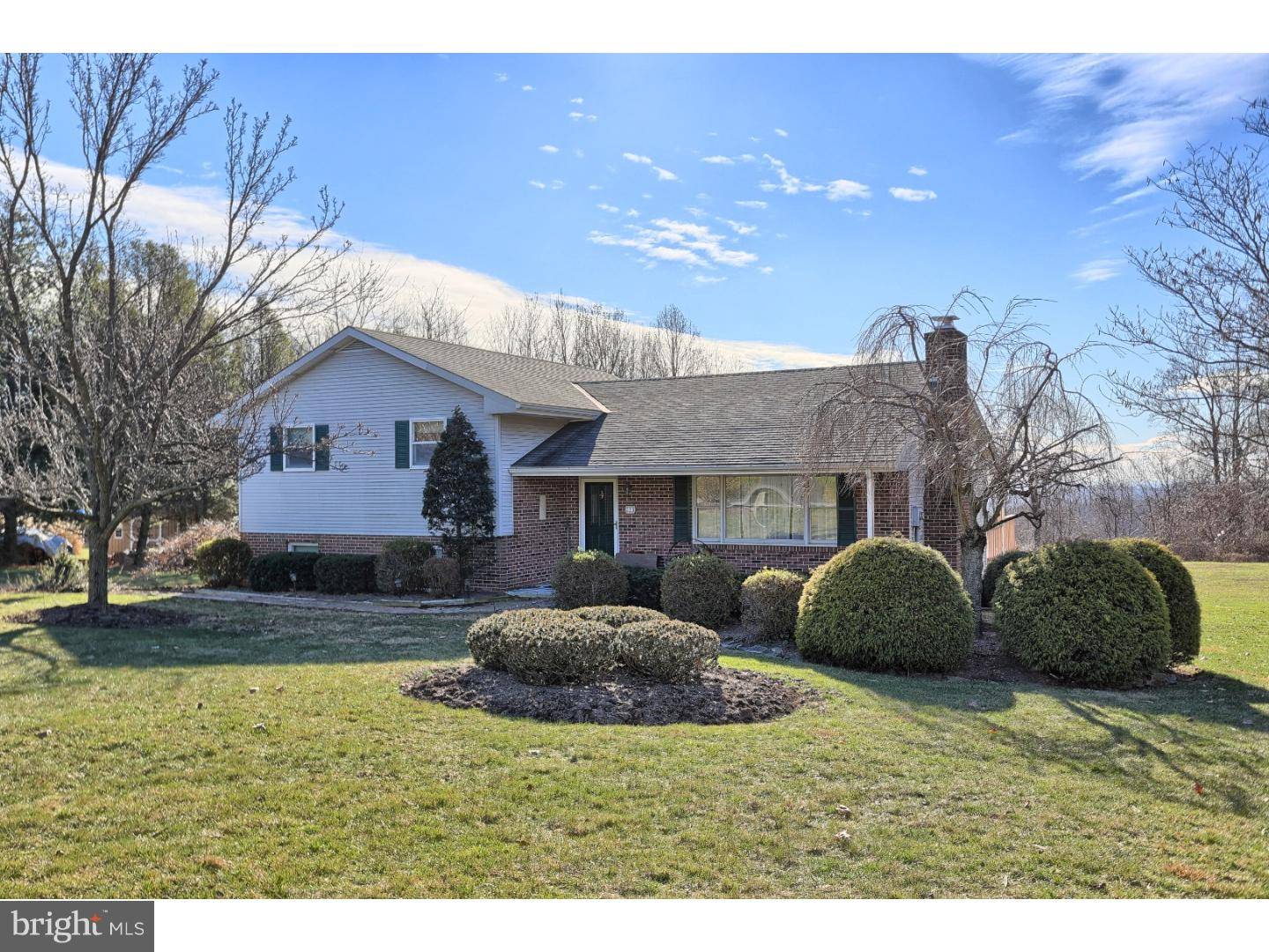 Robesonia, PA 19551,216 FOXCROFT LN