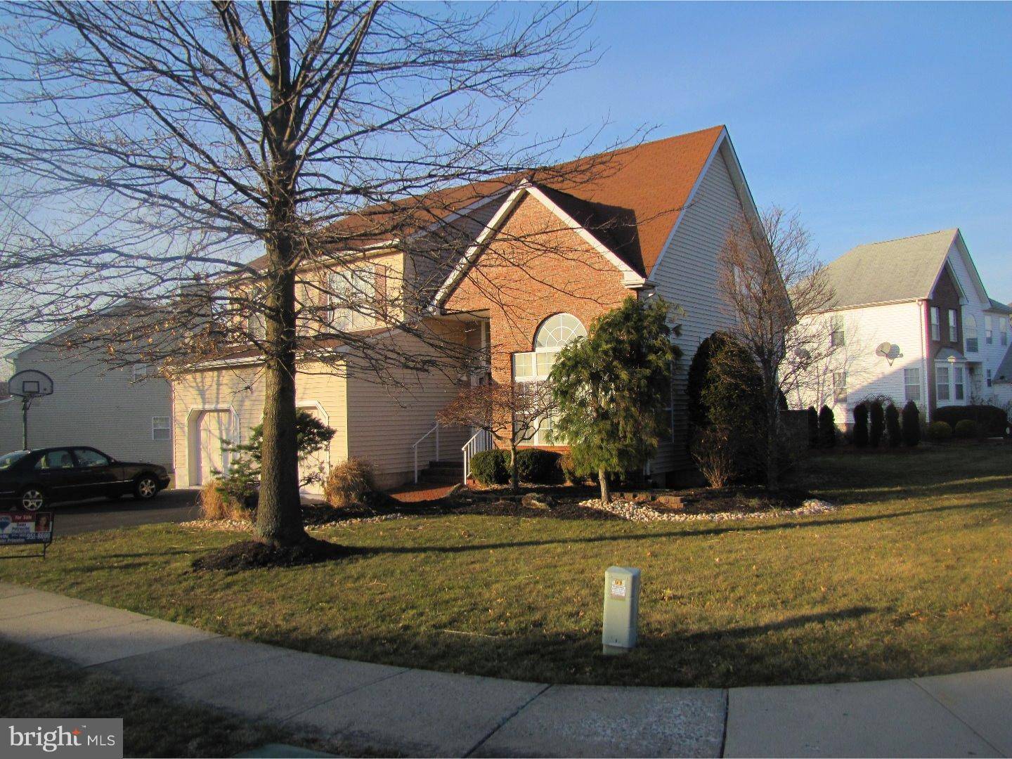 Kendall Park, NJ 08824,2 SETTER PL