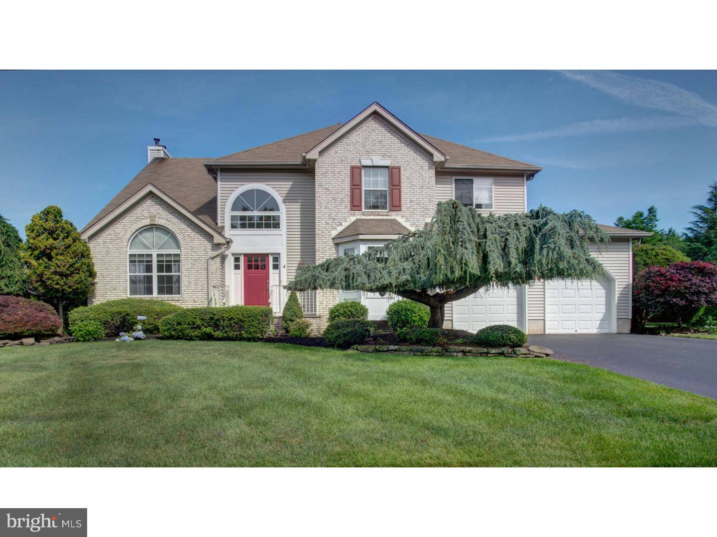 Kendall Park, NJ 08824,4 MAURICE CT