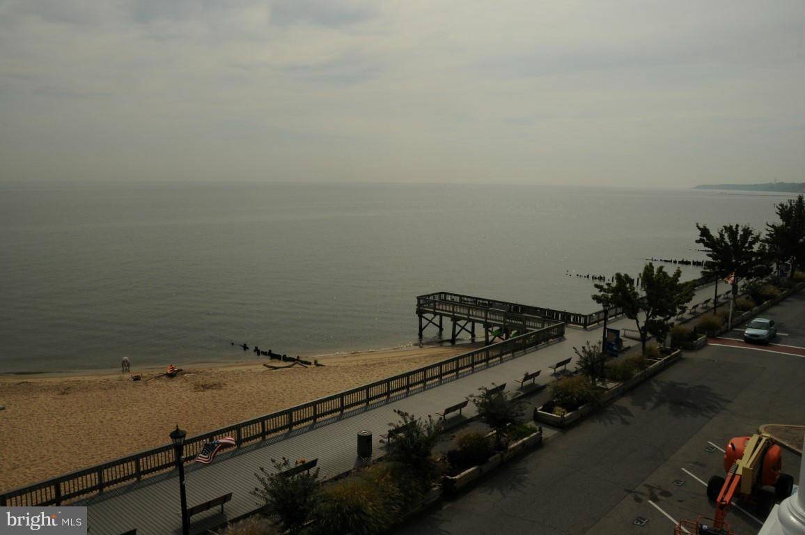 North Beach, MD 20714,9000 BAY AVE #407