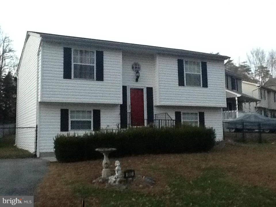 Lusby, MD 20657,8311 CIRCLE DR