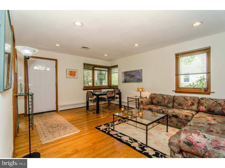 Swarthmore, PA 19081,417 HAVERFORD PL