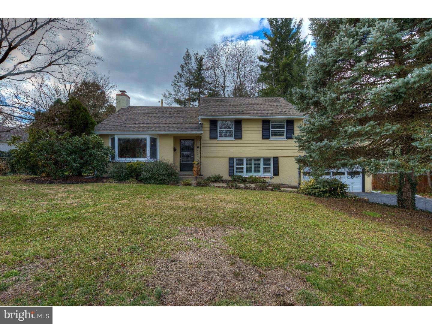 Wayne, PA 19087,21 DONNA LN