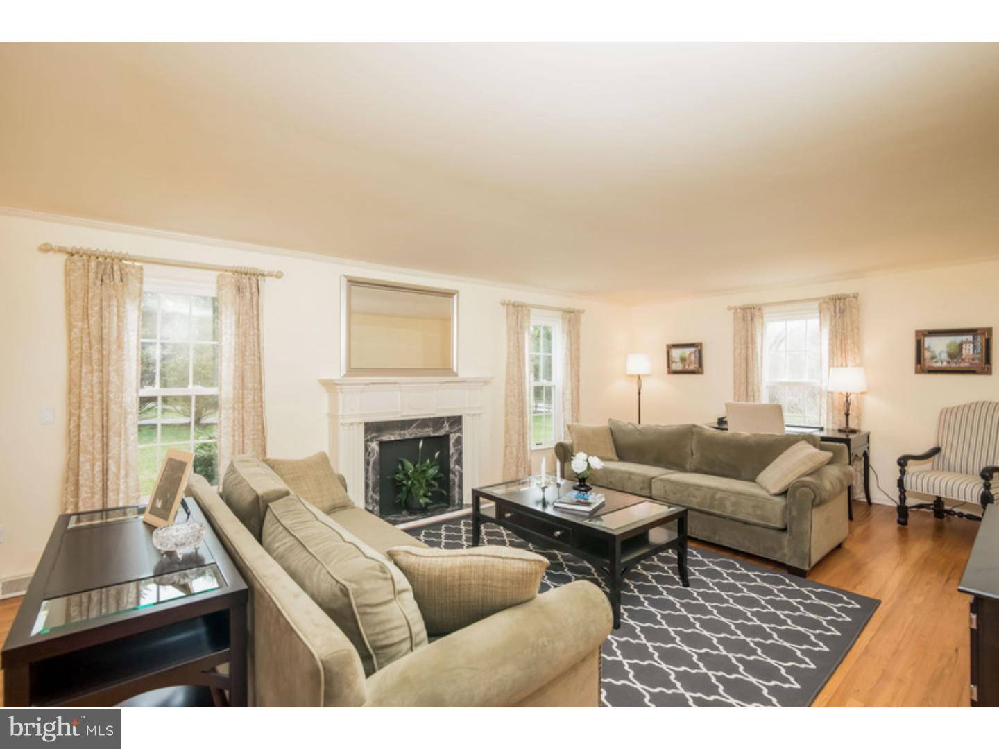 Newtown Square, PA 19073,817 GALER DR