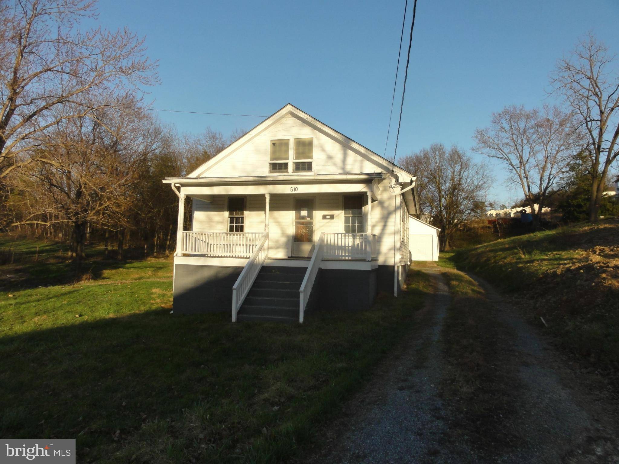 Strasburg, VA 22657,510 MASSANUTTEN ST