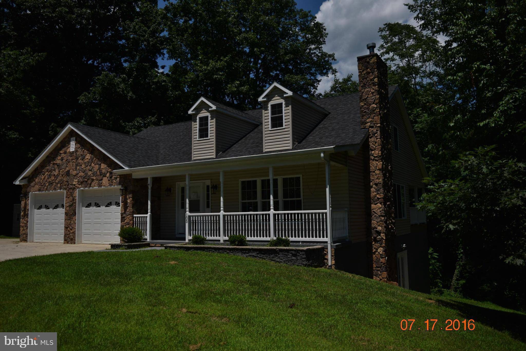 Woodstock, VA 22664,105 OAK HILL DR