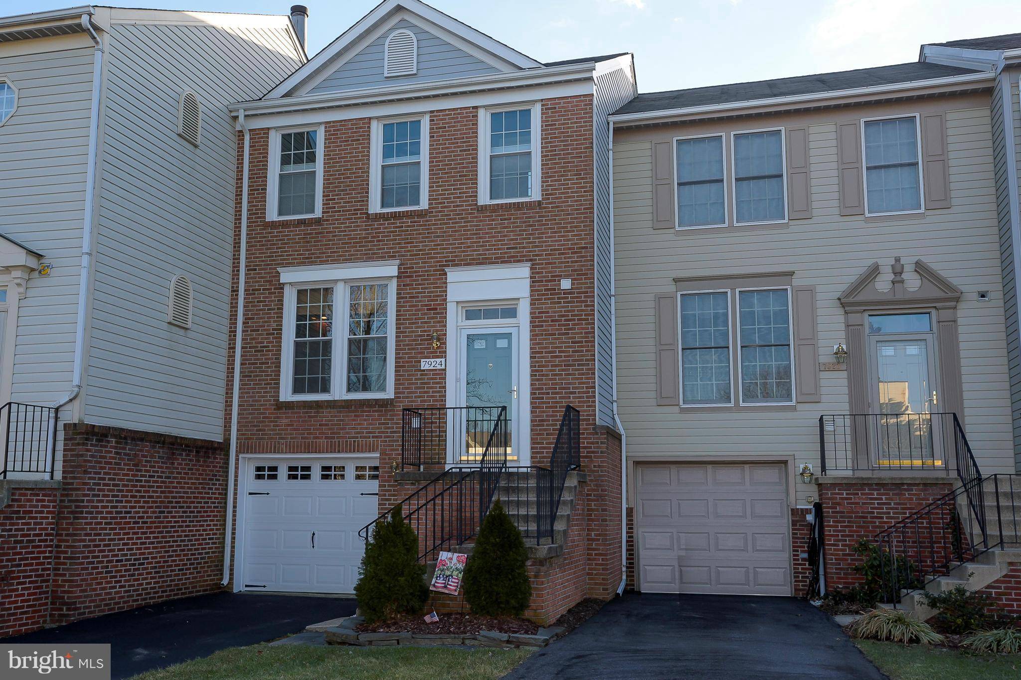 Ellicott City, MD 21043,7924 BRIGHTMEADOW CT