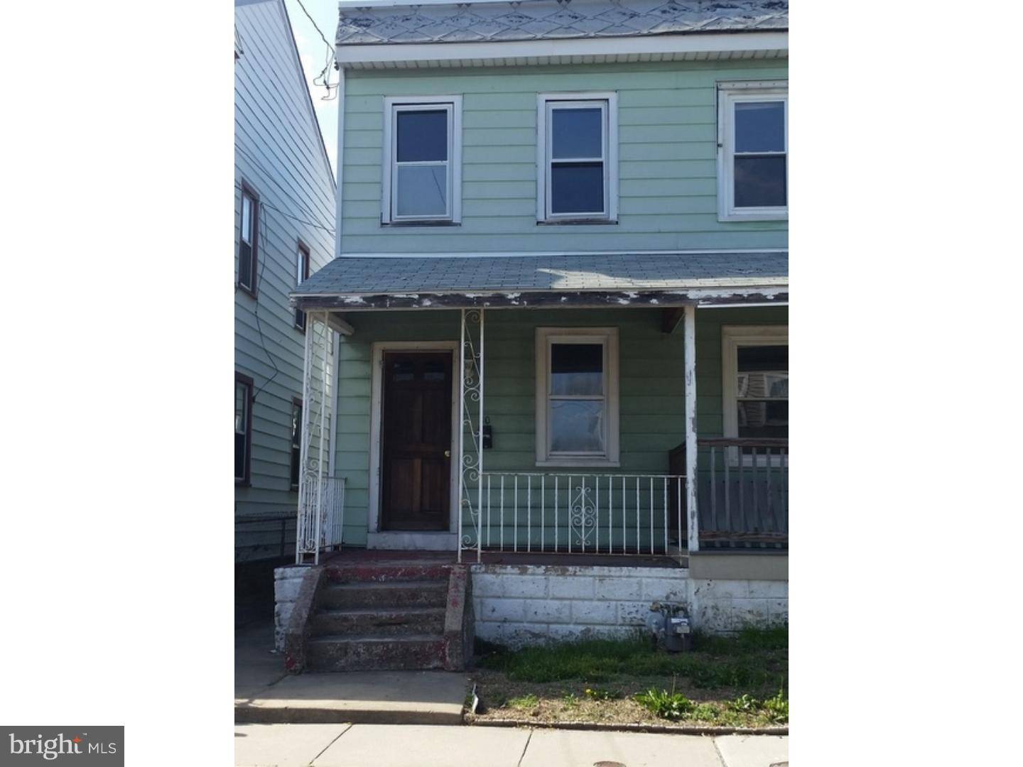 Marcus Hook, PA 19061,10 2ND ST