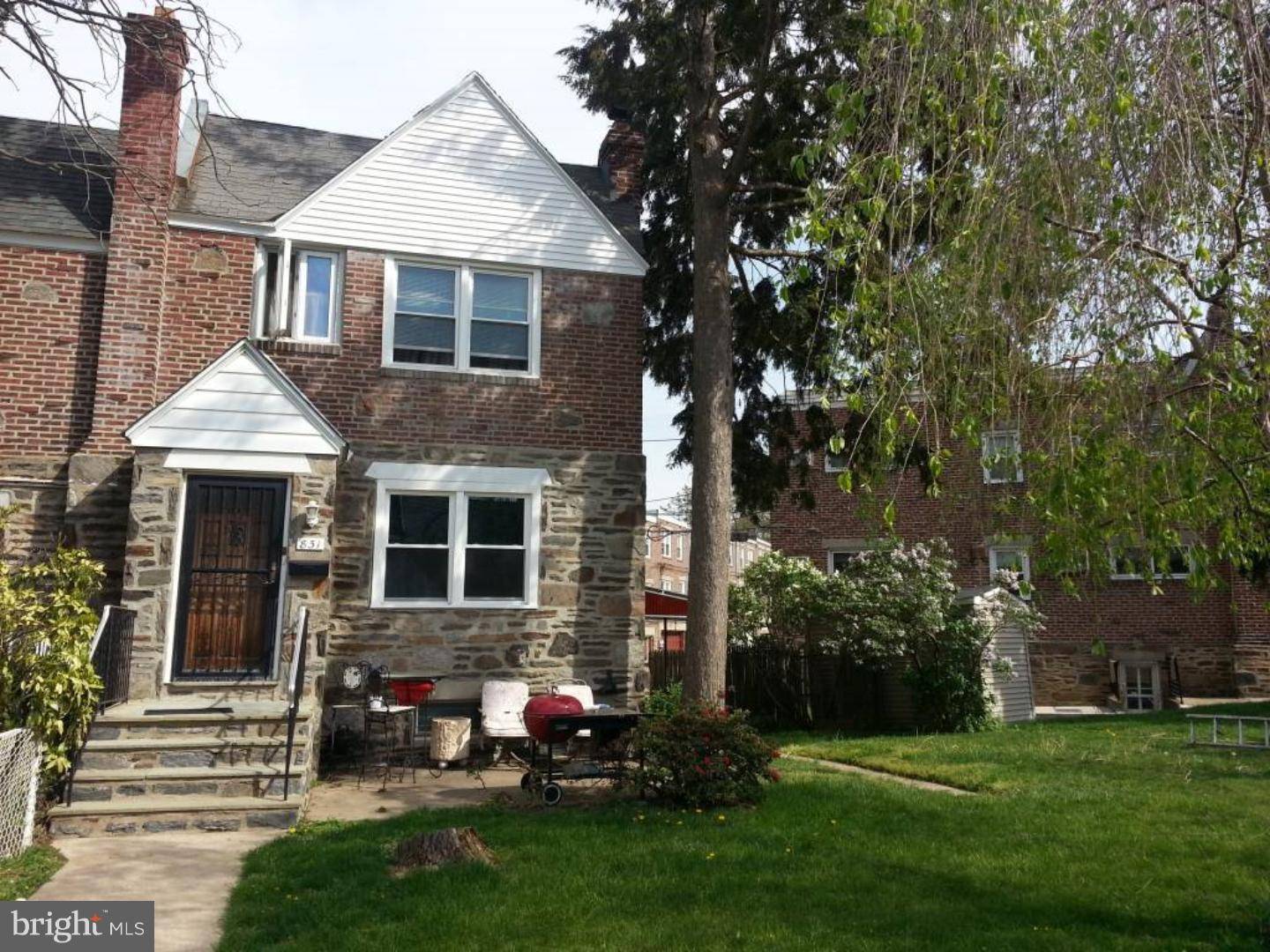 Drexel Hill, PA 19026,831 EATON RD