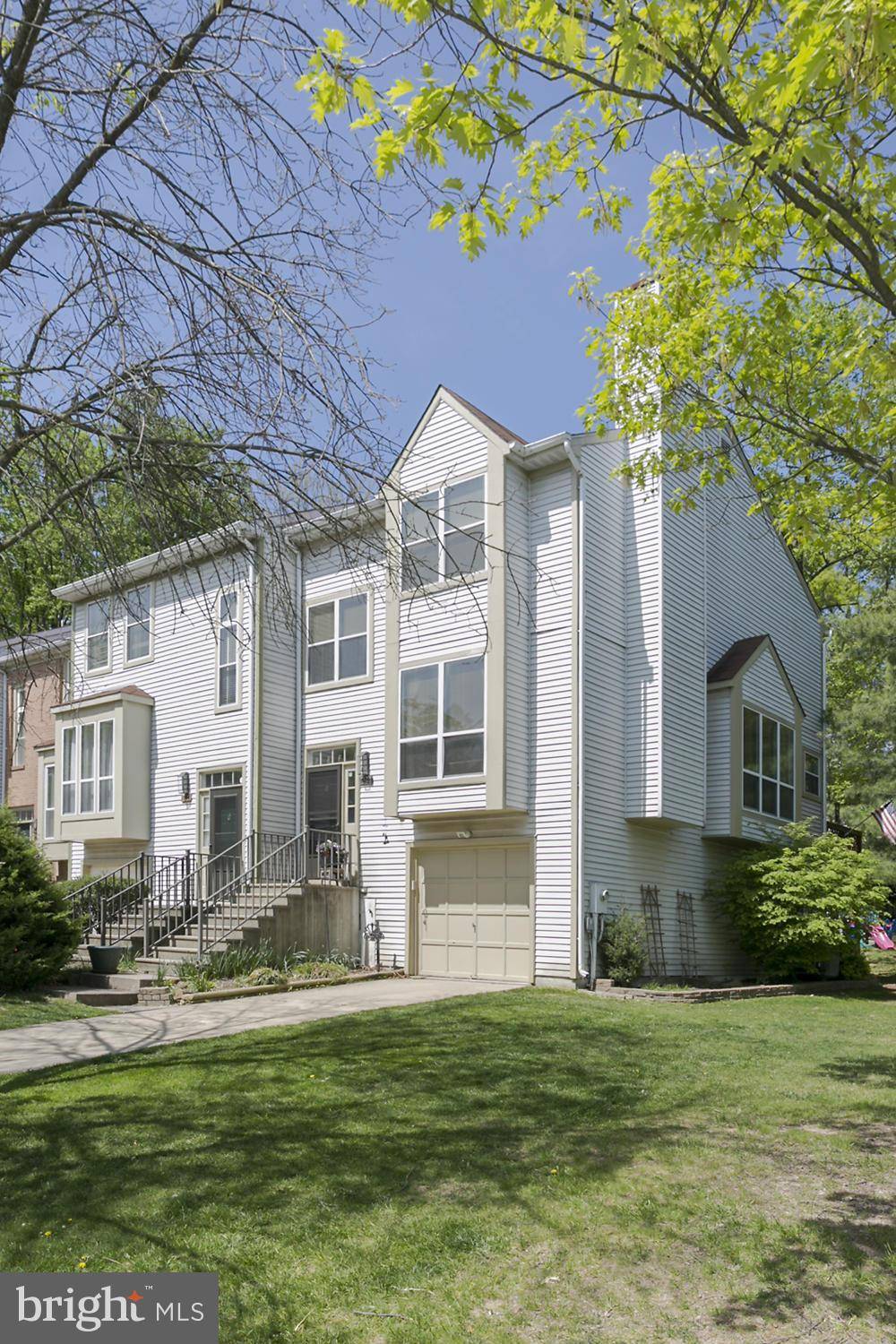 Ellicott City, MD 21043,7902 RUSTLING BARK CT