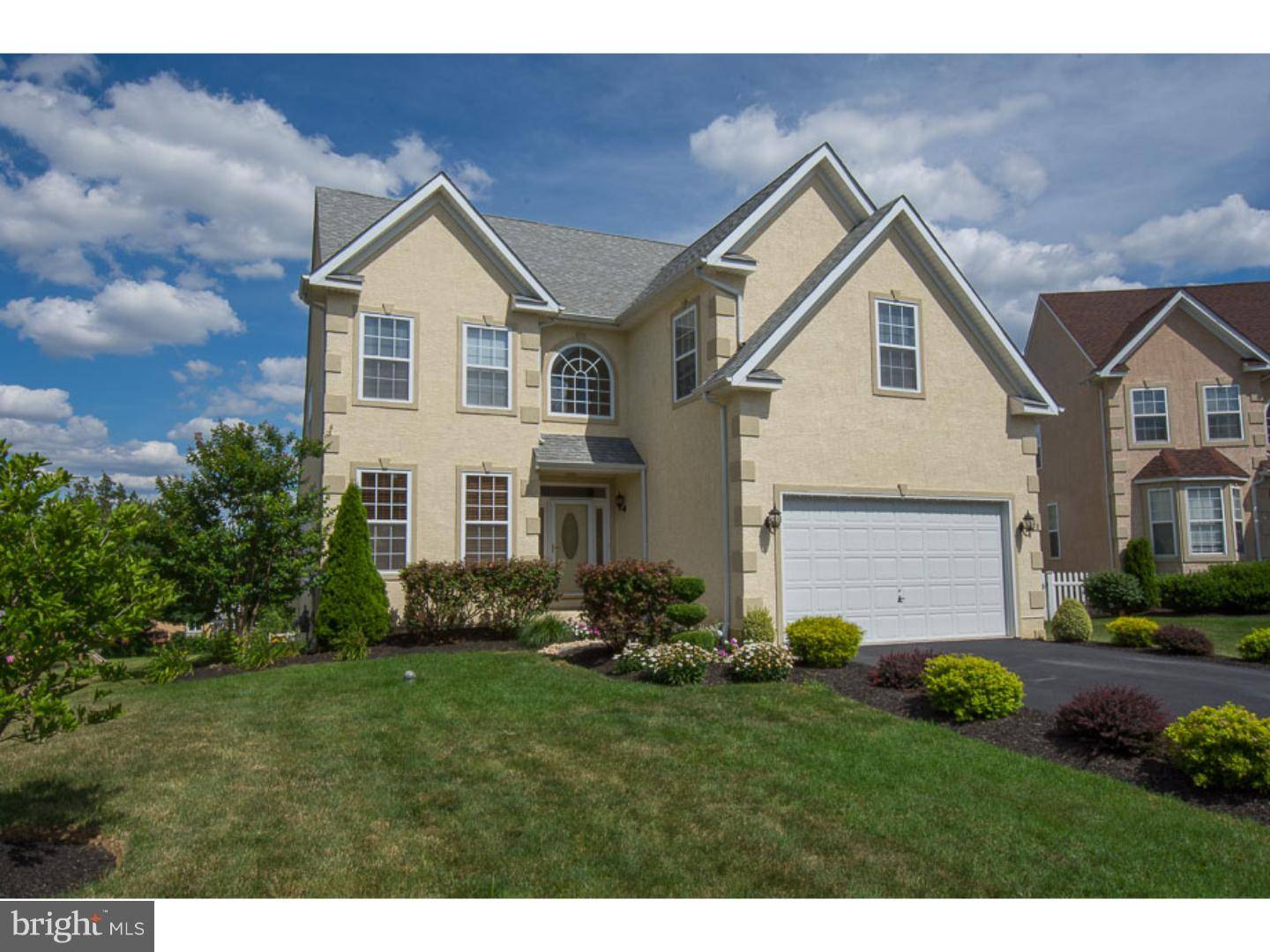 Springfield, PA 19064,608 HILL FARM LN