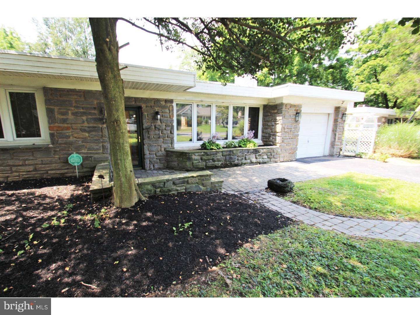 Broomall, PA 19008,2150 MARY LN