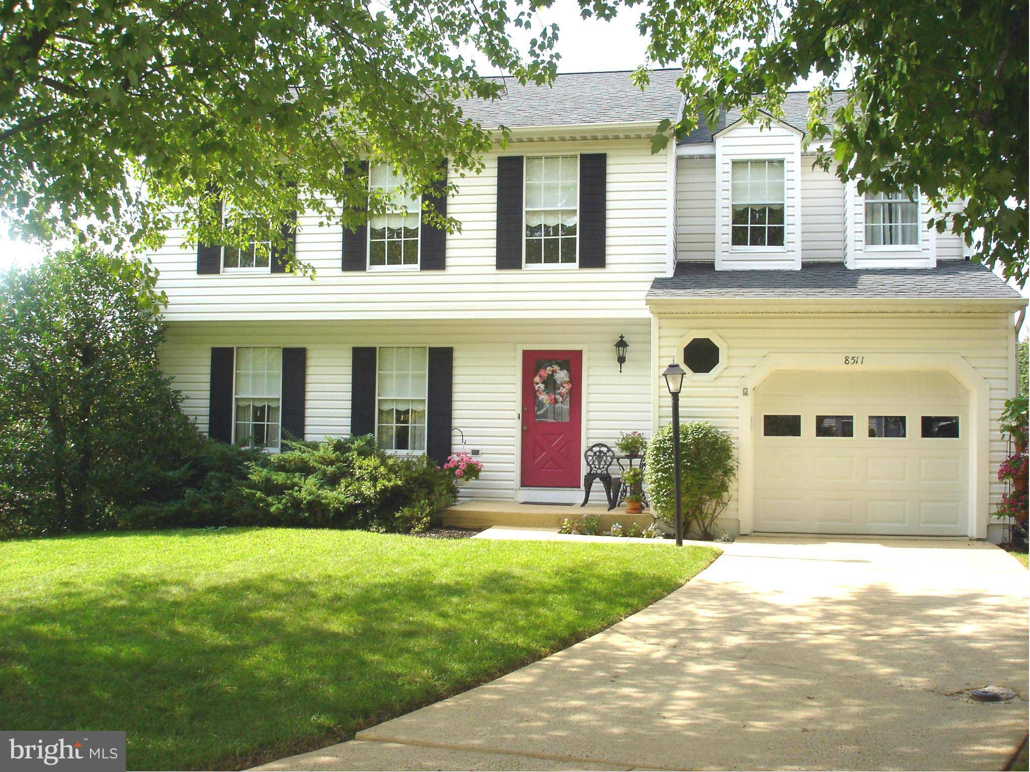 Ellicott City, MD 21043,8511 HEDGE ROW CT