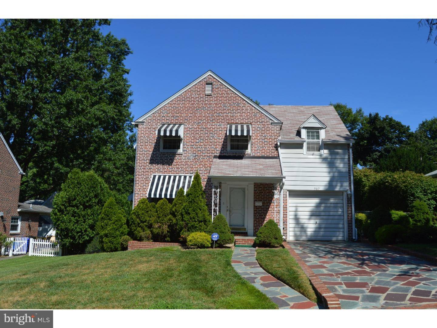 Drexel Hill, PA 19026,907 STANBRIDGE RD