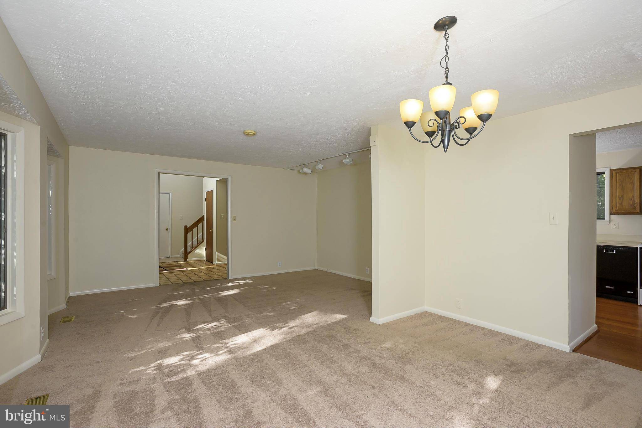 Columbia, MD 21046,7529 BROADCLOTH WAY