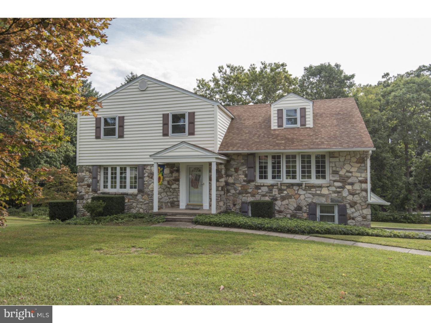 Broomall, PA 19008,302 FOX LN