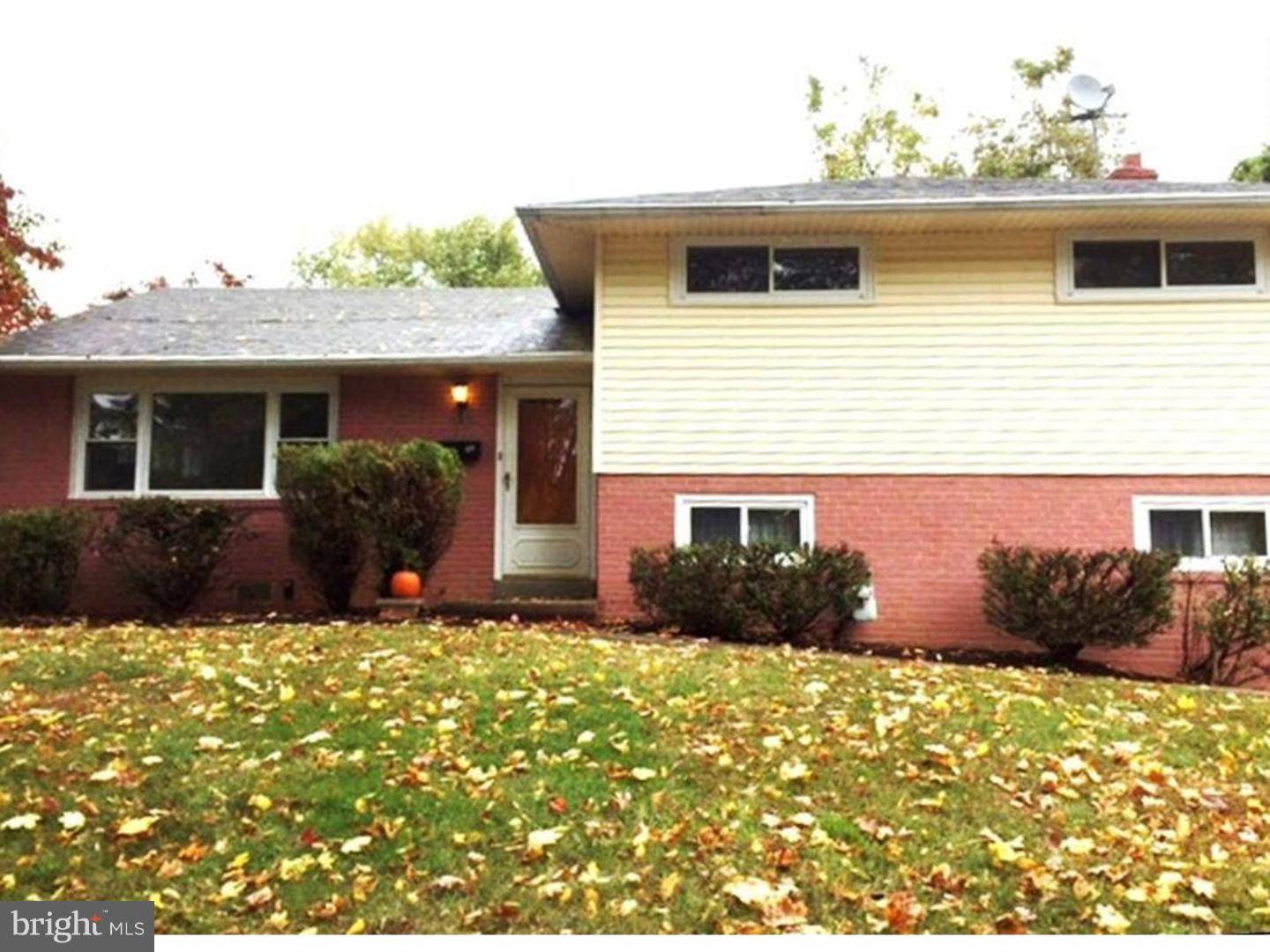 Broomall, PA 19008,64 SONIA LN