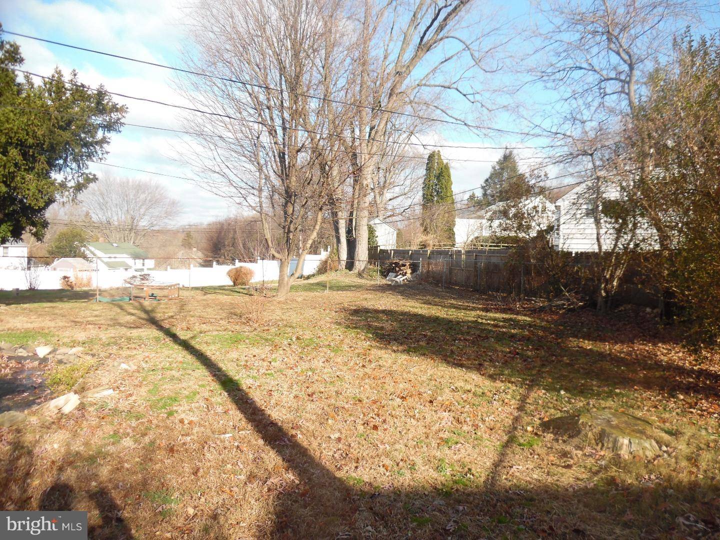 Aston, PA 19063,223 BRAKEL LN