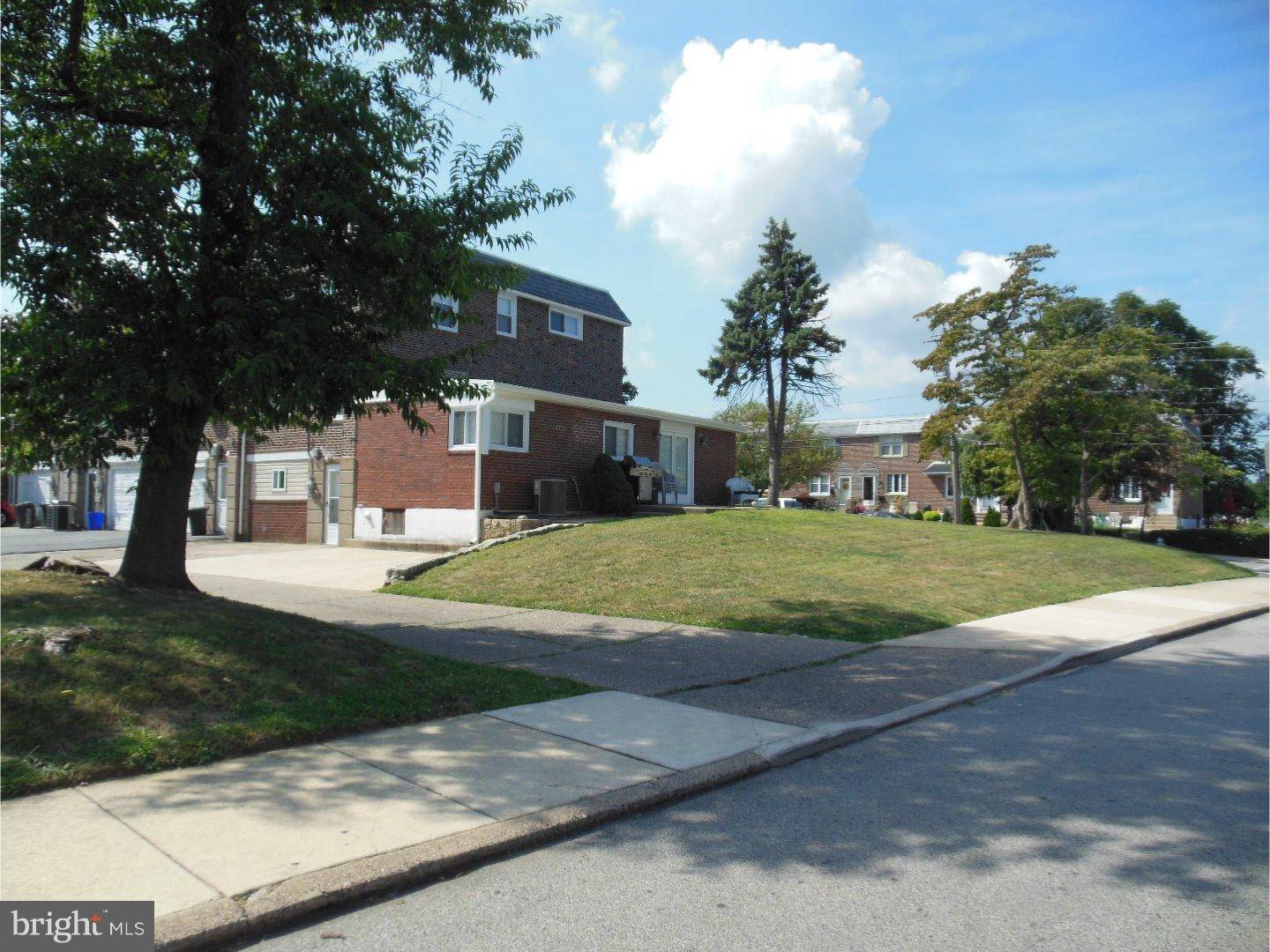 Clifton Heights, PA 19018,331 N OAK AVE