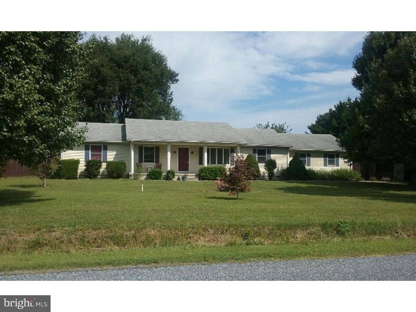 Frederica, DE 19946,873 SKEETER NECK RD