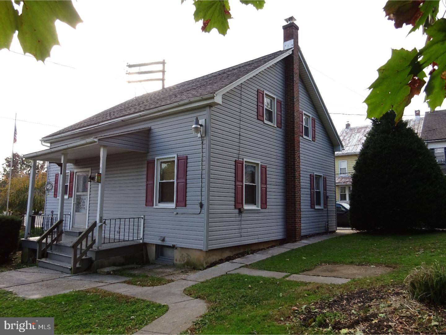 Womelsdorf, PA 19567,221 W FRANKLIN ST