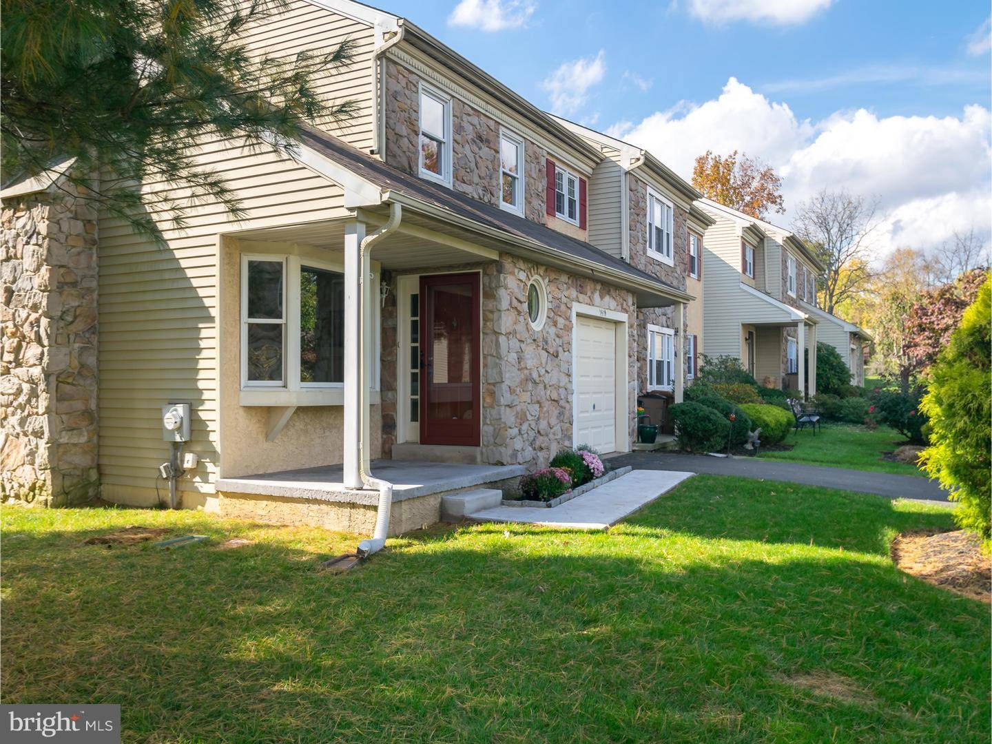 Maple Glen, PA 19002,1419 PATRICK CT