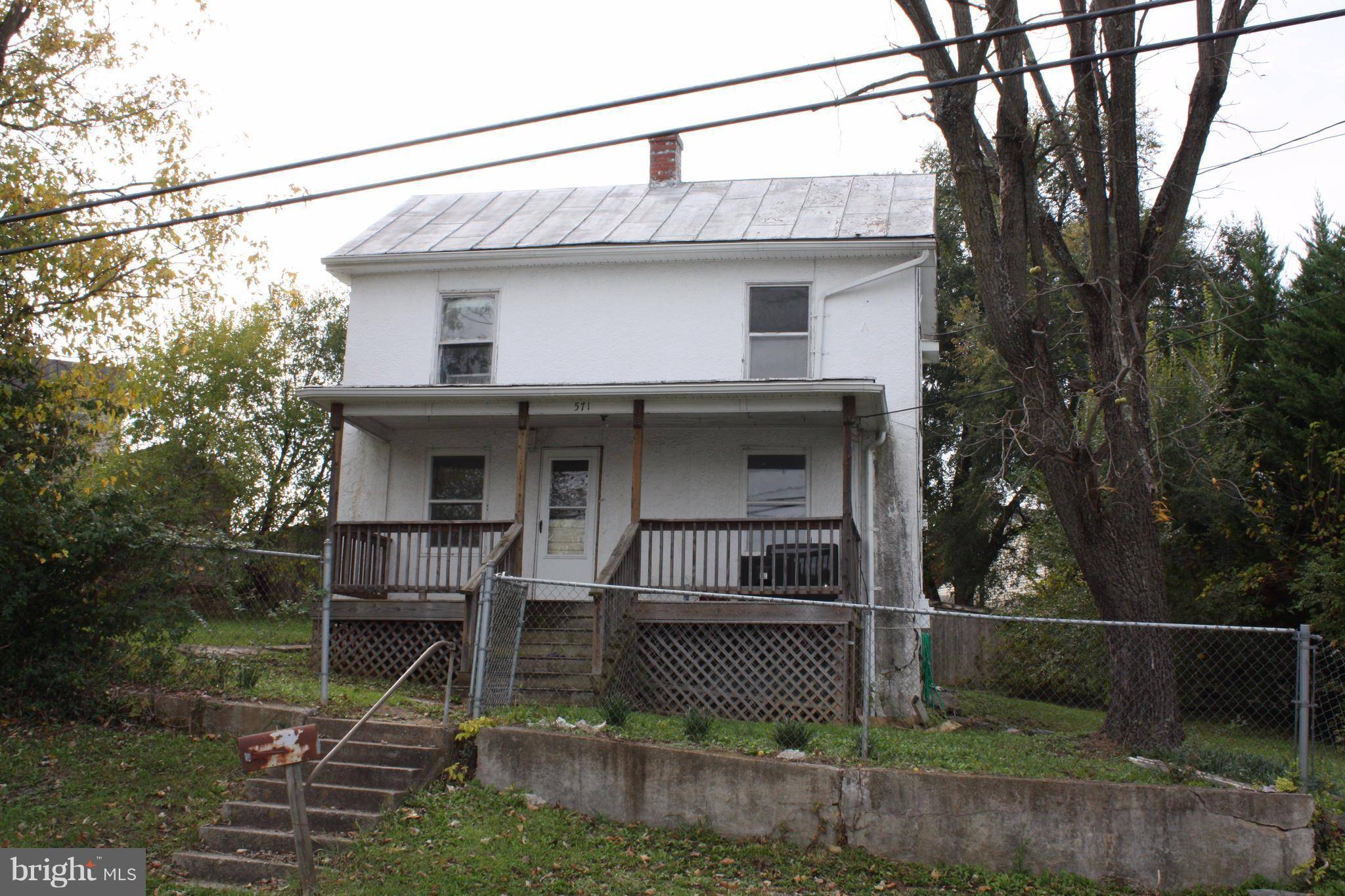 Strasburg, VA 22657,571 CAPON ST