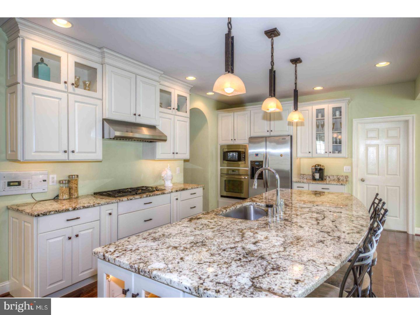 Wallingford, PA 19086,9 STRATHMORE CT