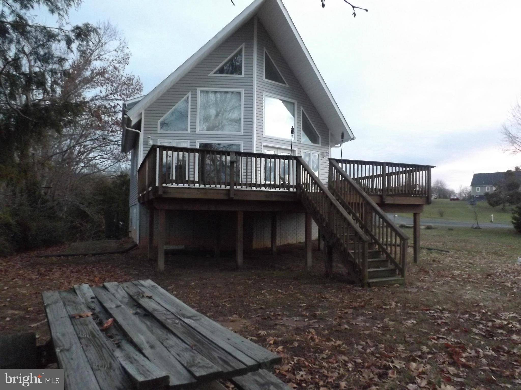 Louisa, VA 23093,98 HORSESHOE LN