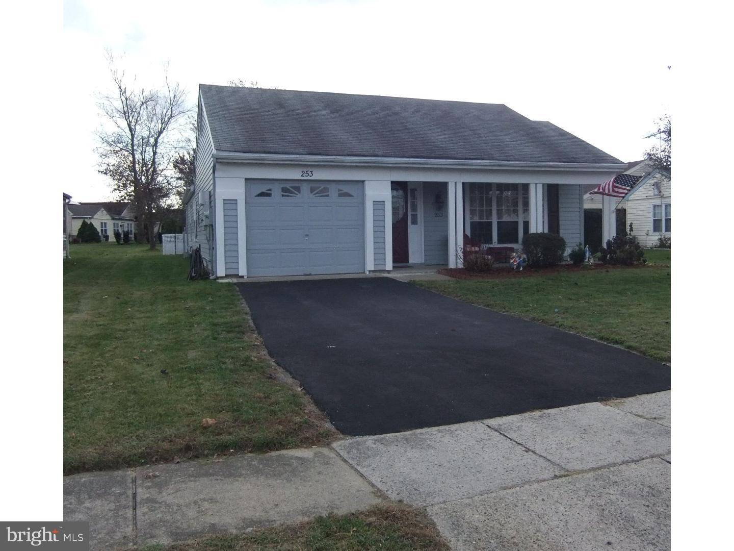 Southampton, NJ 08088,253 HUNTINGTON DR