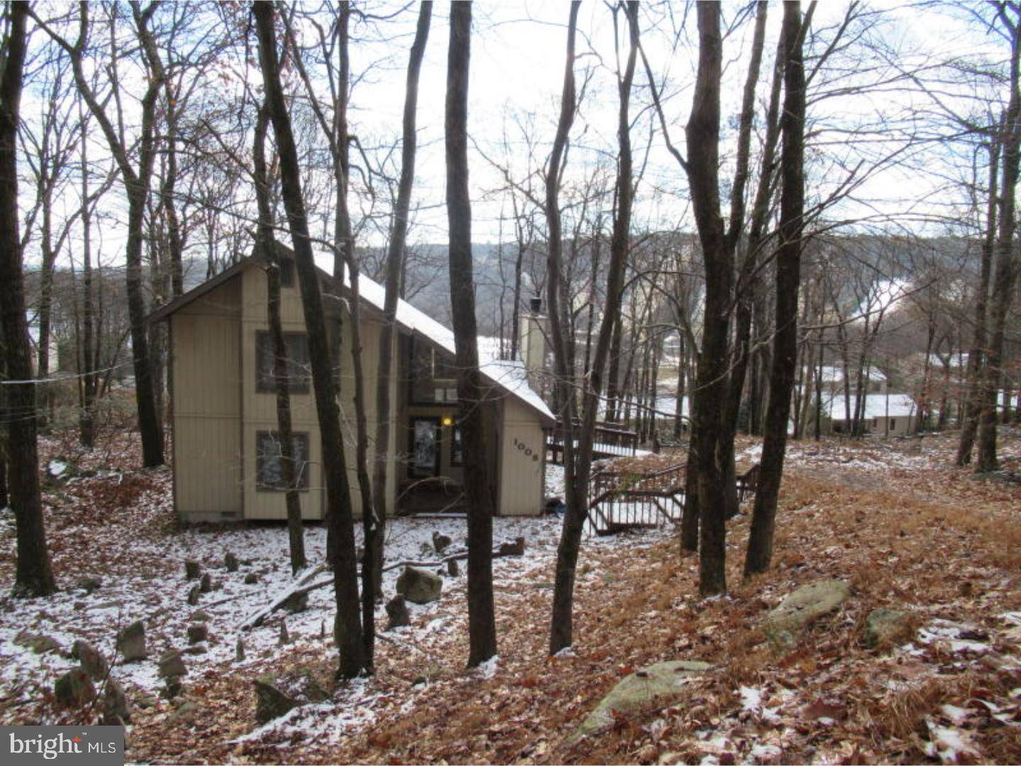 Lake Harmony, PA 18624,1008 PINEKNOLL RD