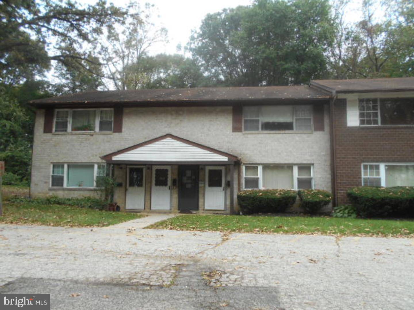 Maple Shade, NJ 08052,810 N FORKLANDING RD #304