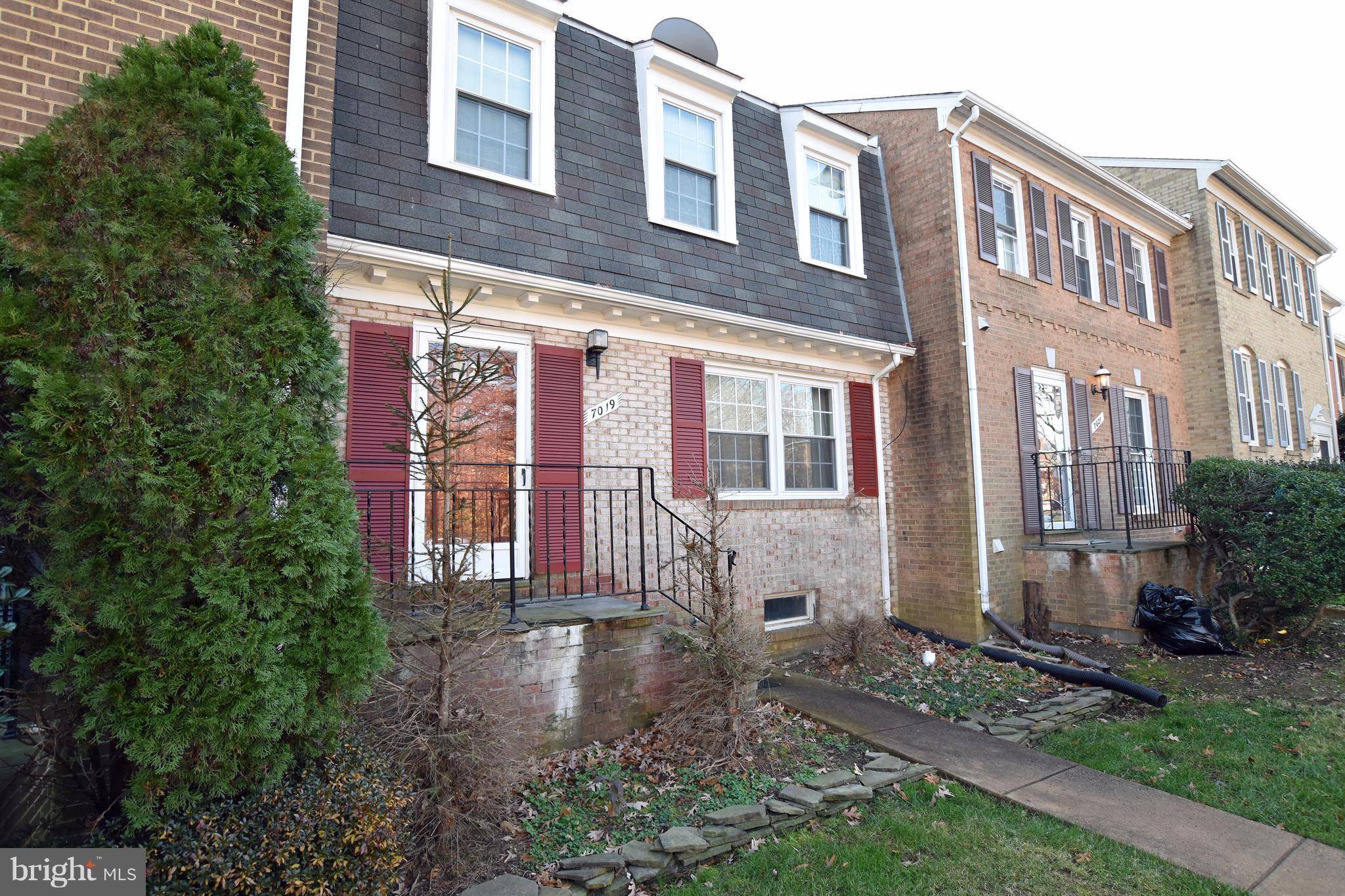 Springfield, VA 22151,7019 LEEBRAD ST