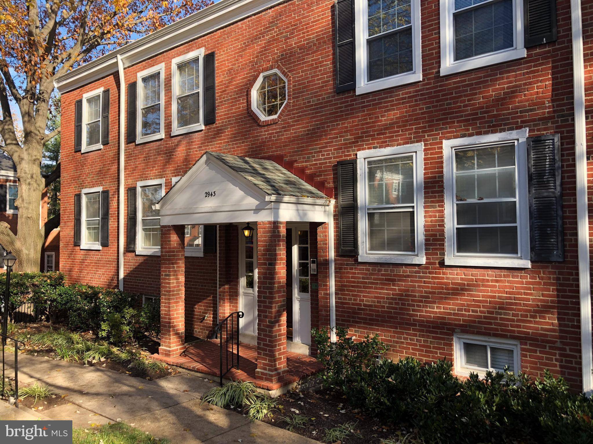 Arlington, VA 22206,2943 DINWIDDIE ST S #B1