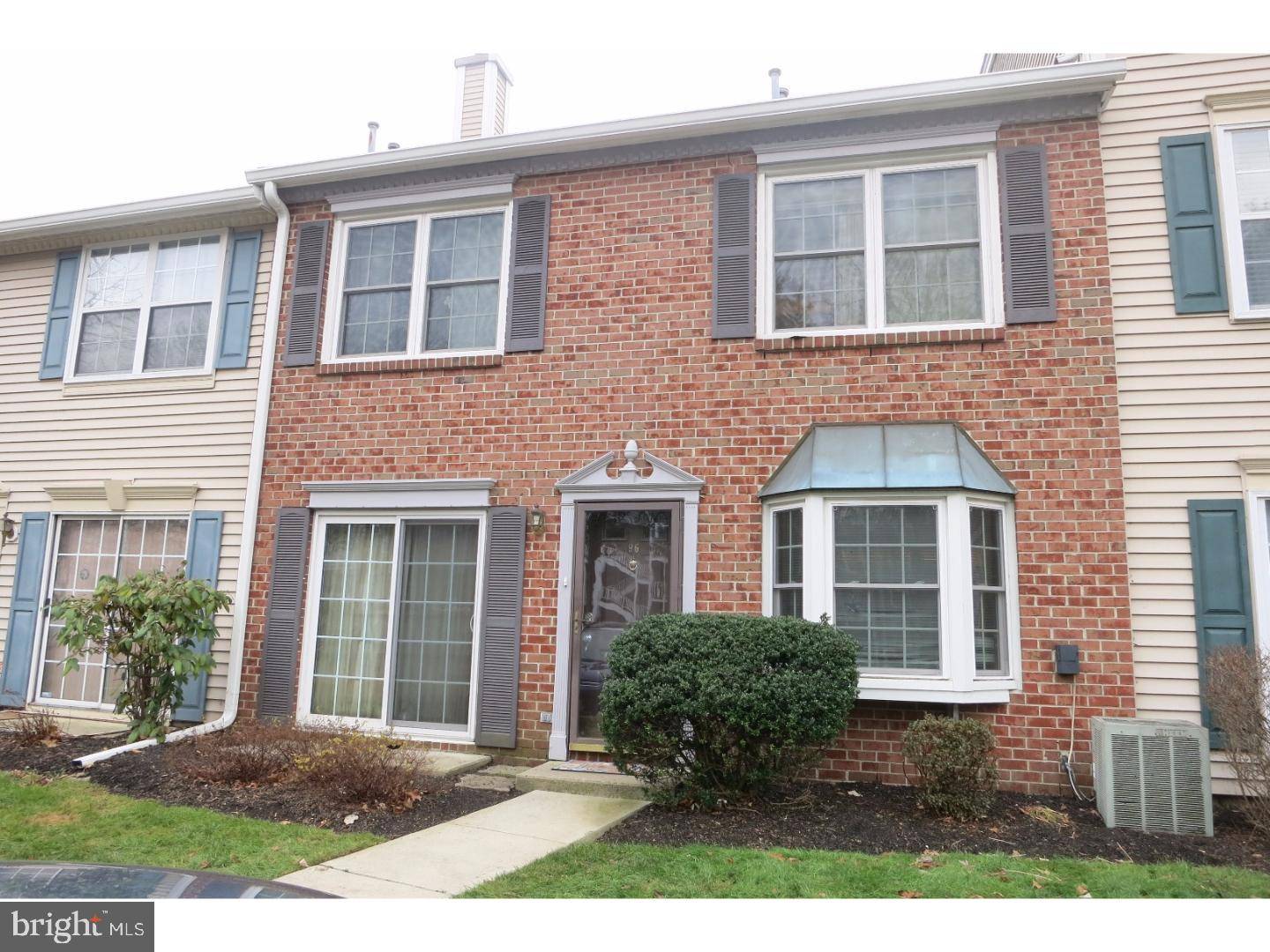 Hamilton Township, NJ 08619,96 VERSAILLES CT