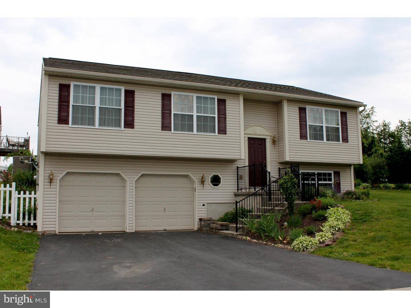 Pine Grove, PA 17963,3 LOWLAND CV