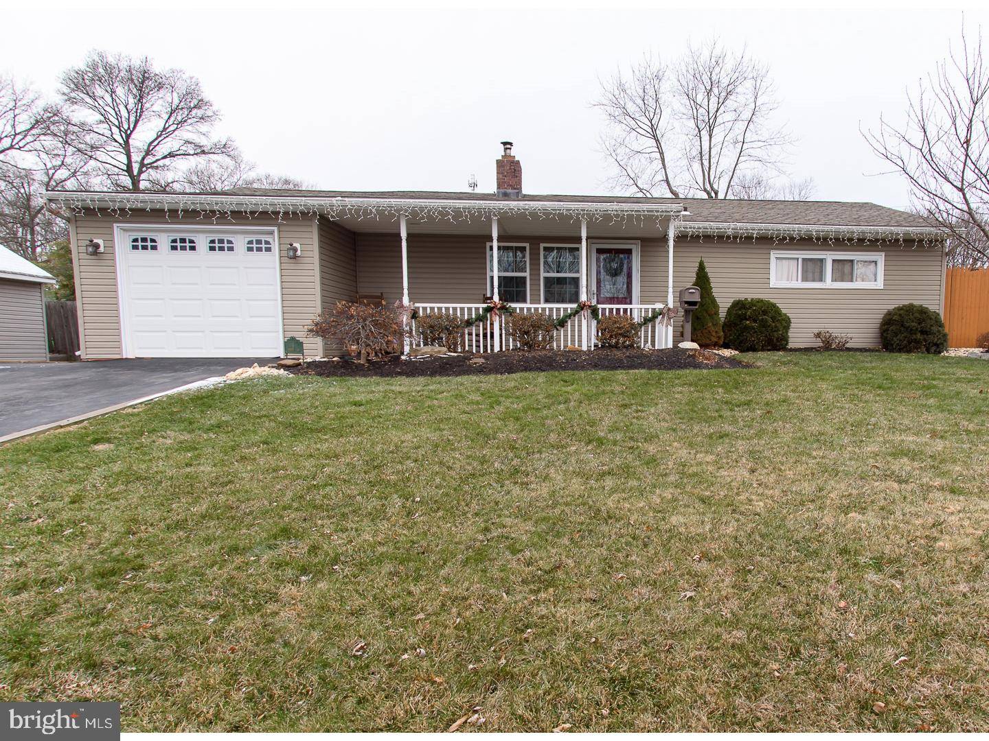 Levittown, PA 19054,9 BARBERRY LN